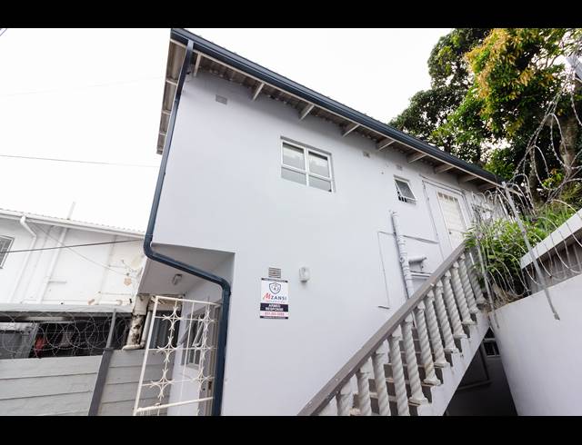 55M² OFFICE TO LET IN WESTCLIFF